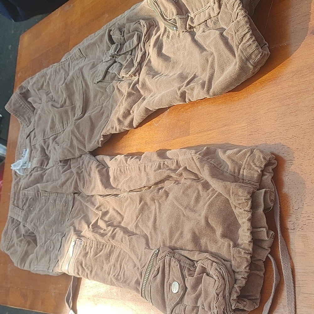 Los Angeles capris, sz 6